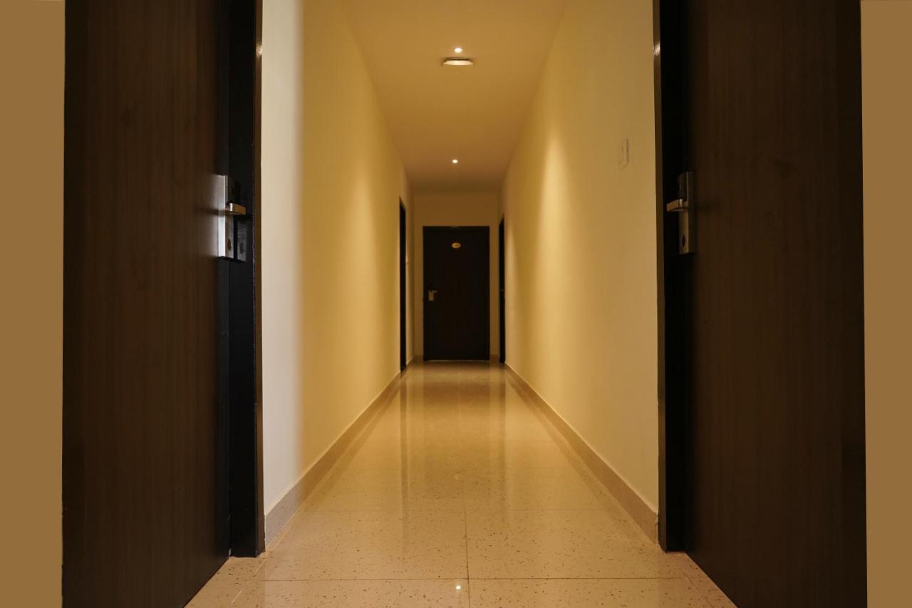 Hotel D Dev Vijayawāda Exterior foto